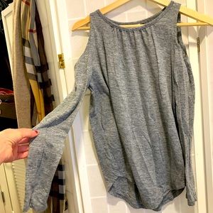 Cut out shoulder long sleeve cotton shirt